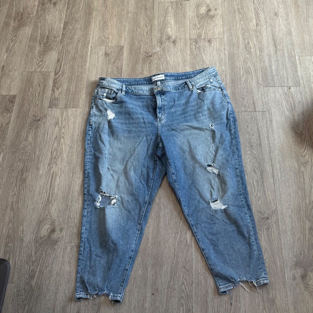 Lane Bryant Distressed Boyfriend Capri Jeans Flex Magic Waistband Blue Size 20